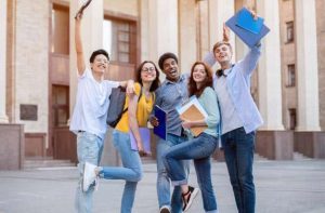 The Best 10 US Scholarships Universities for International Students in 2024